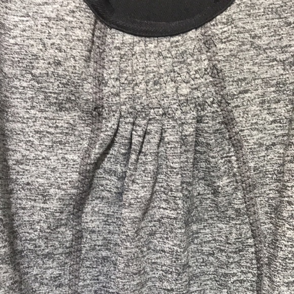 LULULEMON Awareness double layer bubble tank gray black 2 - Picture 5 of 13